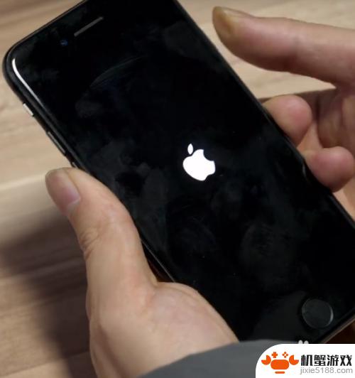 iphone怎么重启手机卡